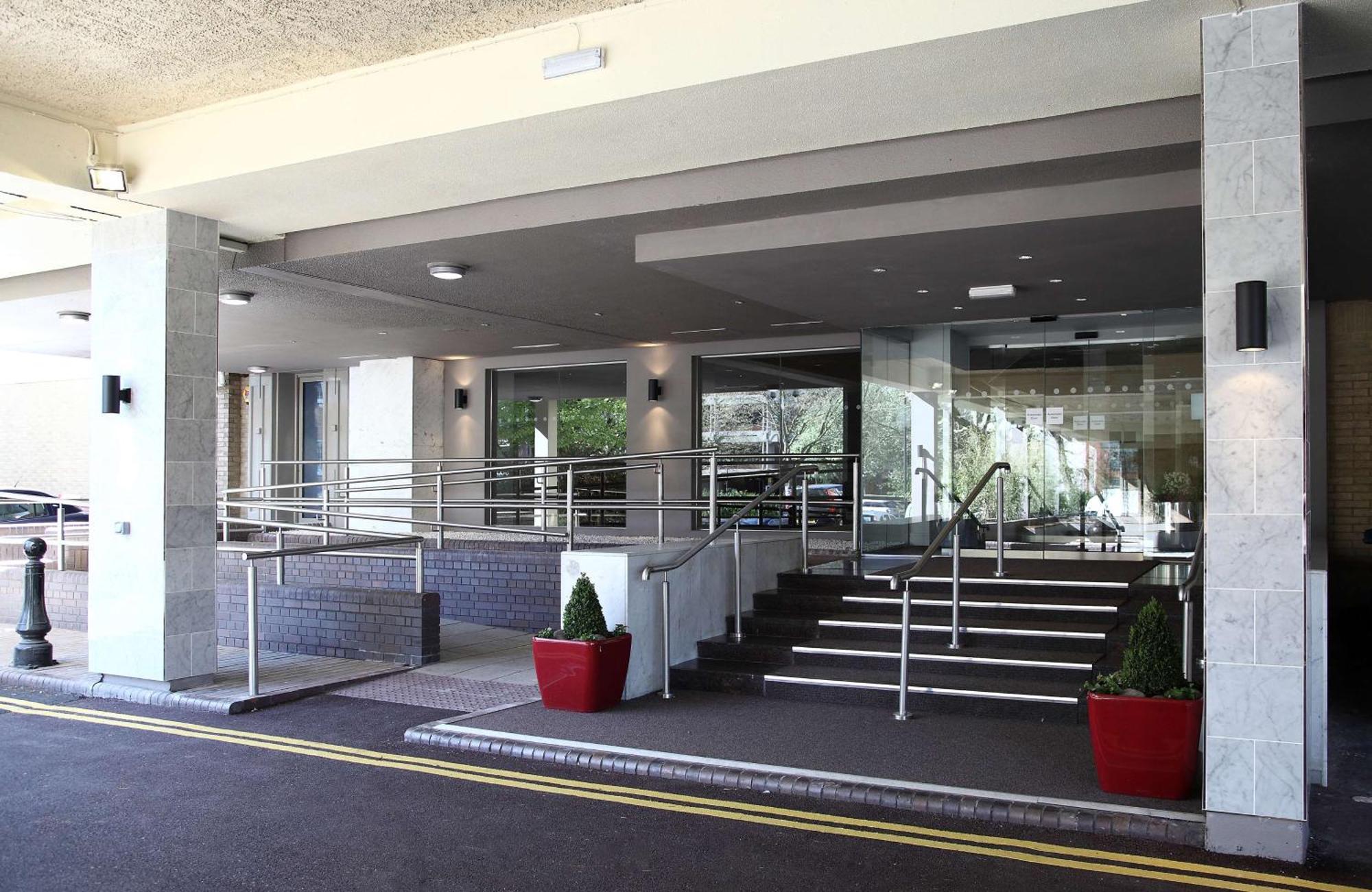 Отель Doubletree By Hilton Centre 4*