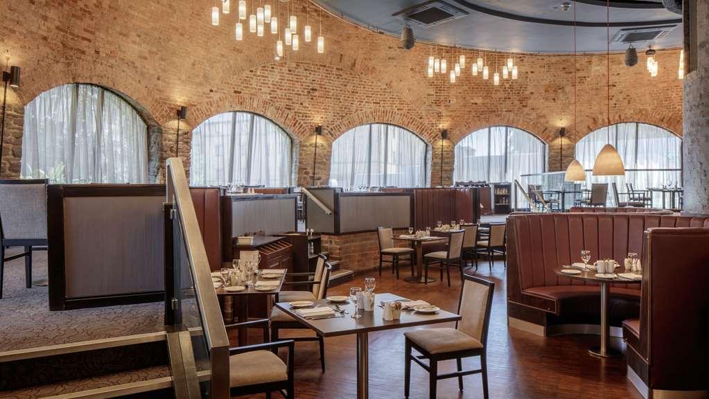 Doubletree By Hilton Centre Отель